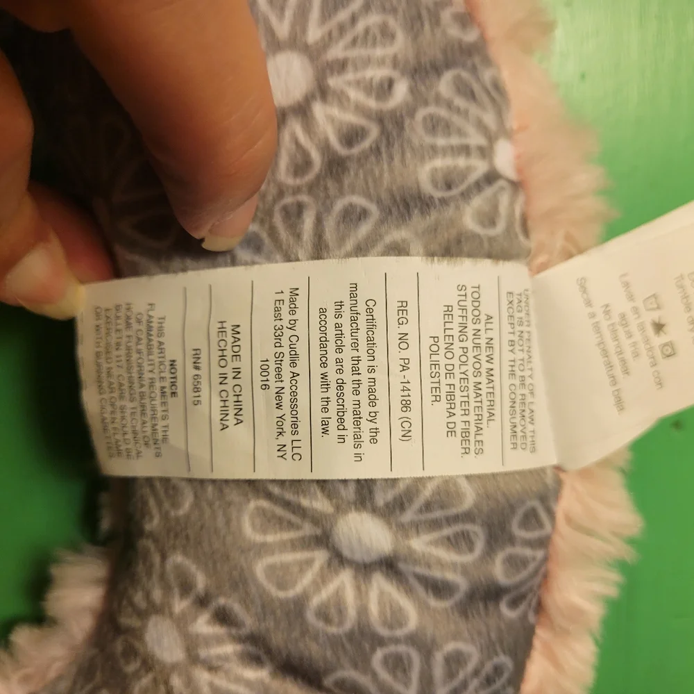NWOT Child's neck pillow